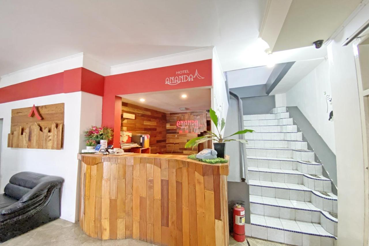 Hotel Ananda Syariah Redpartner Букіттінгі Екстер'єр фото